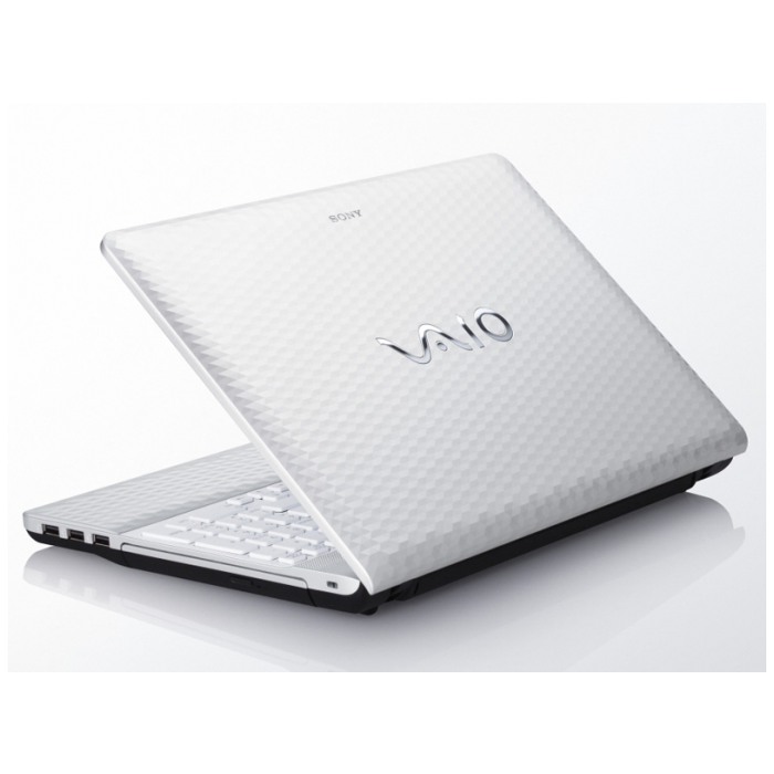 картинка Ноутбук Sony Vaio VPC-EL2S1R/ W White (VPC-EL2S1R/W) от магазина КомпьютерЦентр