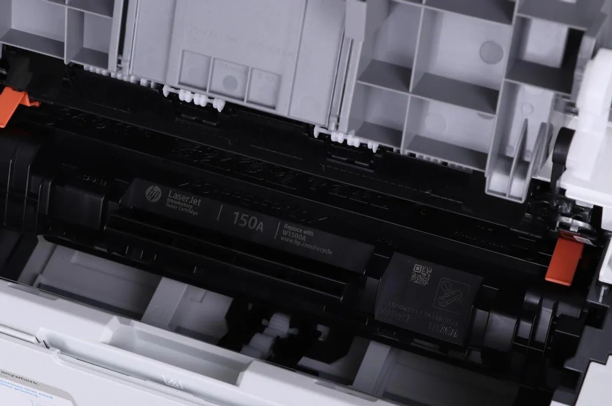 картинка Принтер лазерный HP LaserJet M111w (7MD68A), А4, ч/б печать от магазина КомпьютерЦентр