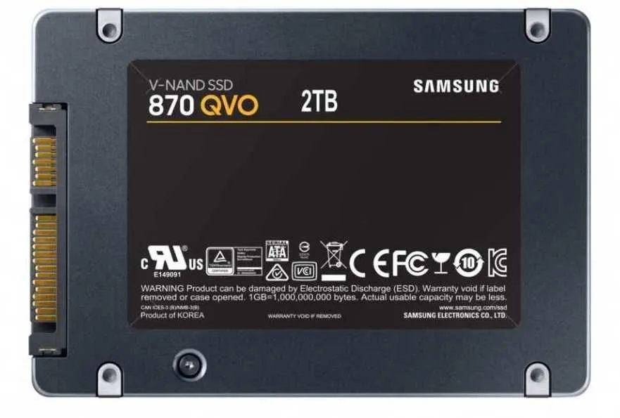 картинка SSD накопитель 2 Tb 2.5'' Samsung 870 QVO SATA III (MZ-77Q2T0BW) от магазина КомпьютерЦентр