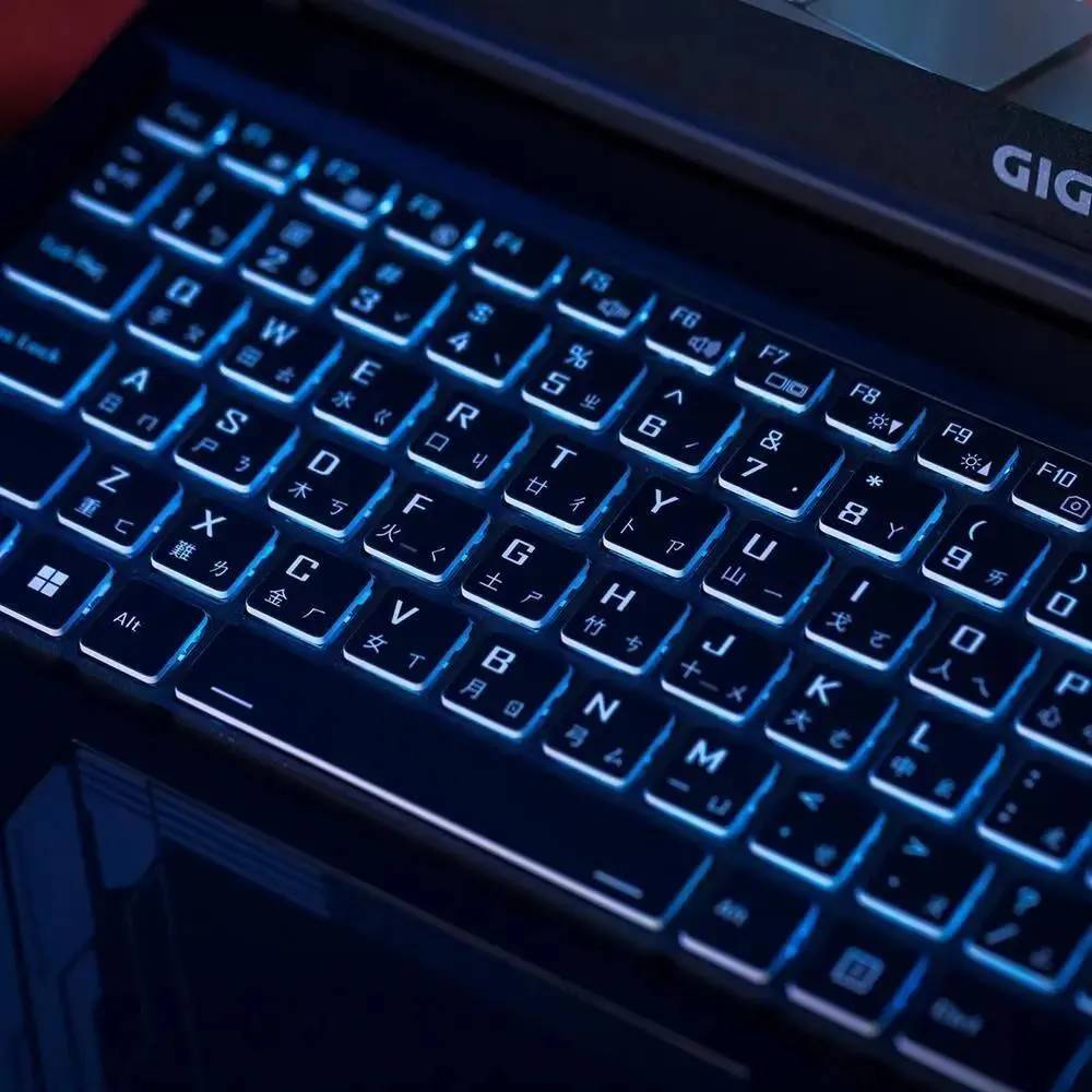 картинка Ноутбук Gigabyte G5 MF5-52KZ353SD, 15.6'', IPS, 16Gb DDR5, 512Gb SSD, GeForce RTX 4050 6 Gb, черный от магазина КомпьютерЦентр