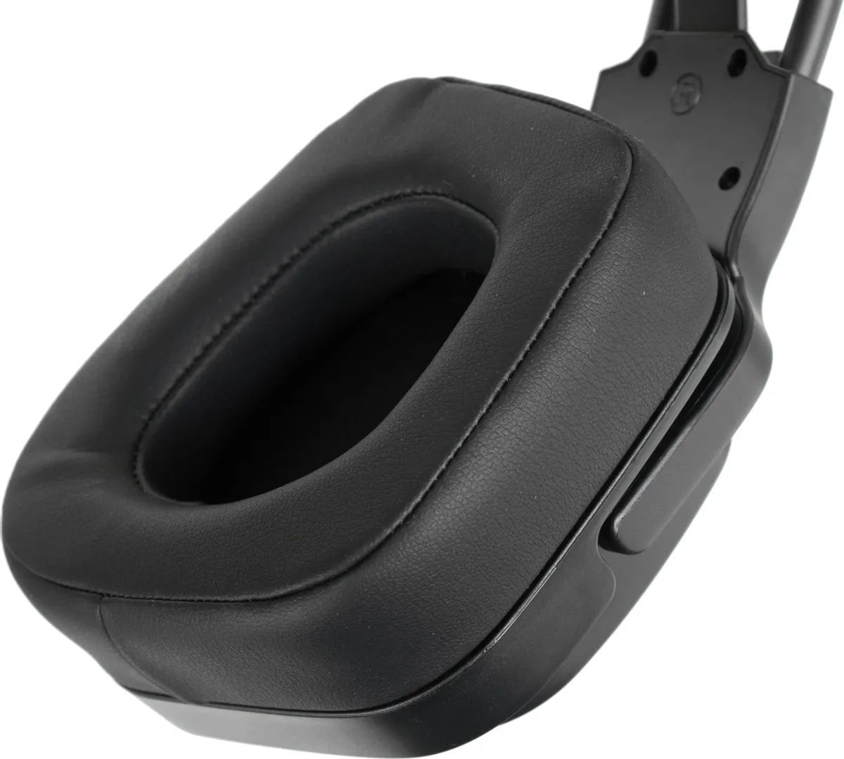 картинка Гарнитура A4-Tech Bloody G575, черный (G575 USB/  BLACK) от магазина КомпьютерЦентр