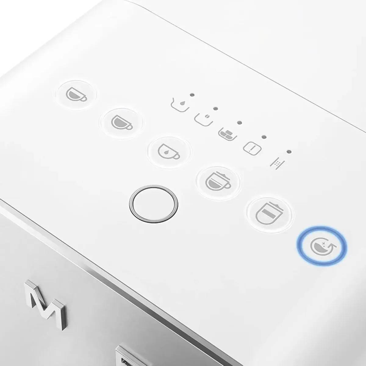 картинка Кофемашина автоматическая SMEG BCC13whmeu от магазина КомпьютерЦентр