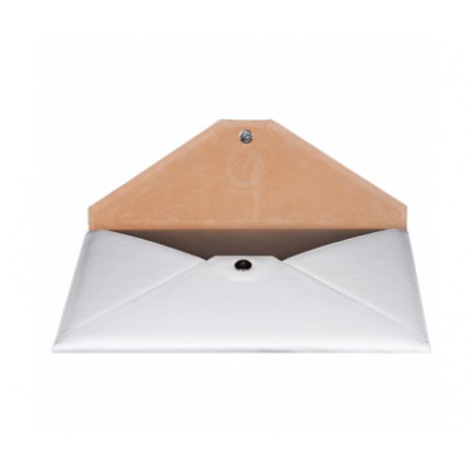 картинка Чехол для MacBook Air 13'' Dublon Ultra Slim Case White от магазина КомпьютерЦентр