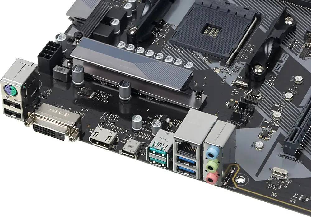 картинка Материнская плата Asus PRIME B450-PLUS Soc-AM4 AMD B450 4x DDR4 ATX от магазина КомпьютерЦентр