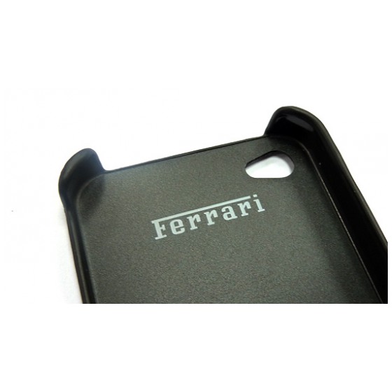 картинка Чехол CG Mobile Ferrari Leather Hard Case whith Metal Logo Black for iPhone 4/ 4S (FEMO4MBL) от магазина КомпьютерЦентр