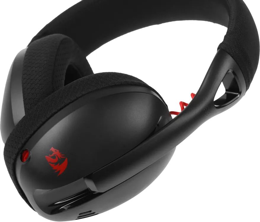 картинка Гарнитура Defender Ire Pro б.п.(BT,2.4G)/ проводной,черный Redragon (71535) от магазина КомпьютерЦентр