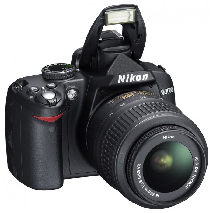картинка Фотокамера Nikon D3000 Kit AF-S DX 18-55 VR (VBA250K001) от магазина КомпьютерЦентр
