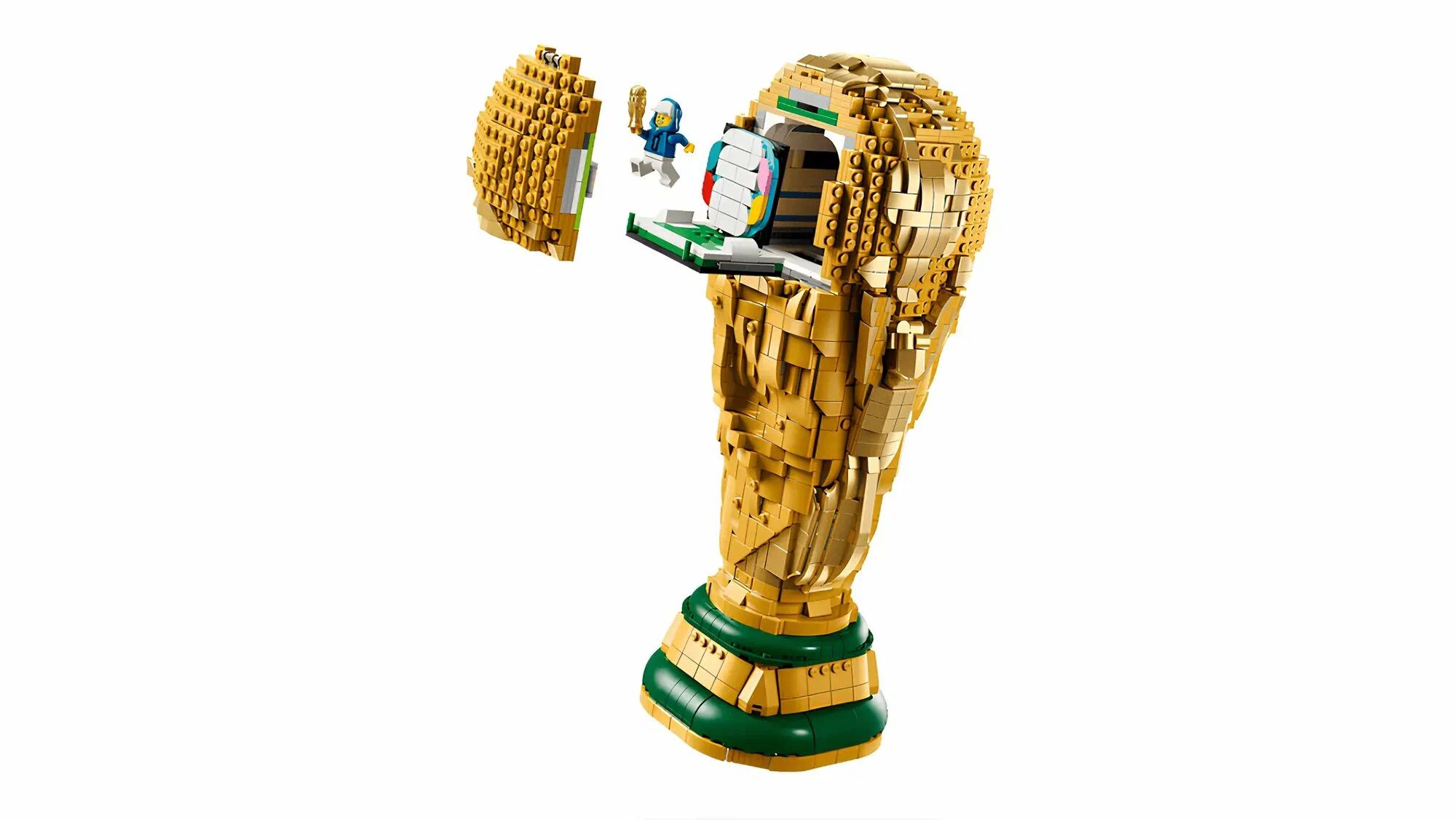 картинка Конструктор LEGO Editions 43020 Официальный трофей чемпионата мира по футболу FIFA 2842 дет. от магазина КомпьютерЦентр