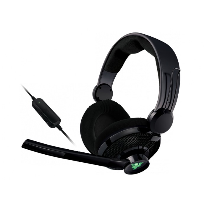 картинка Гарнитура Razer Carcharias for Xbox3 (RZ04-00900100-R3M1) от магазина КомпьютерЦентр