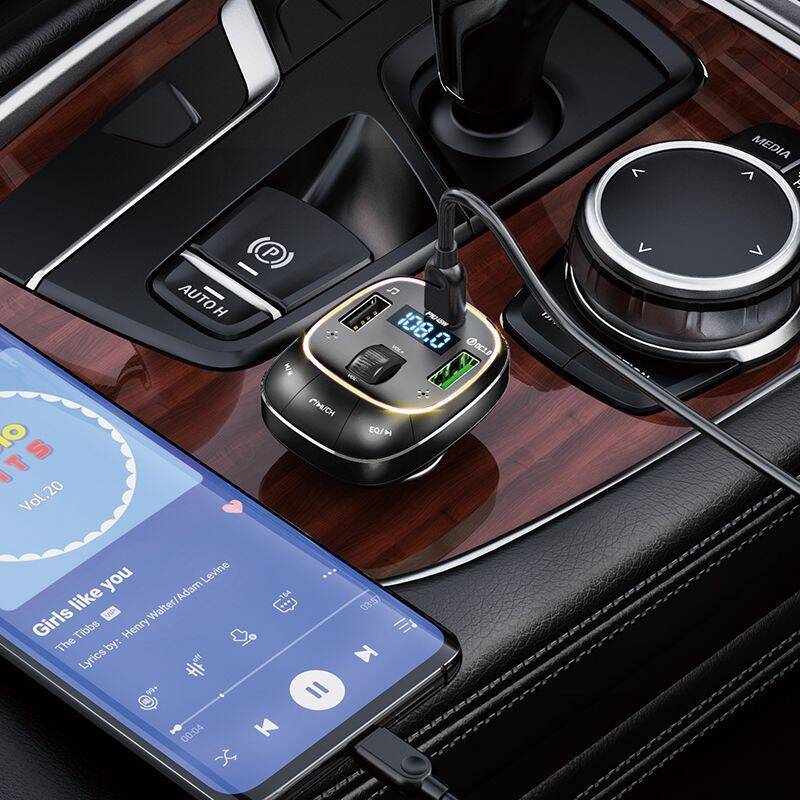картинка Modulator HOCO E76 Pole PD45W+QC3.0 car BT FM transmitter obsidian black от магазина КомпьютерЦентр