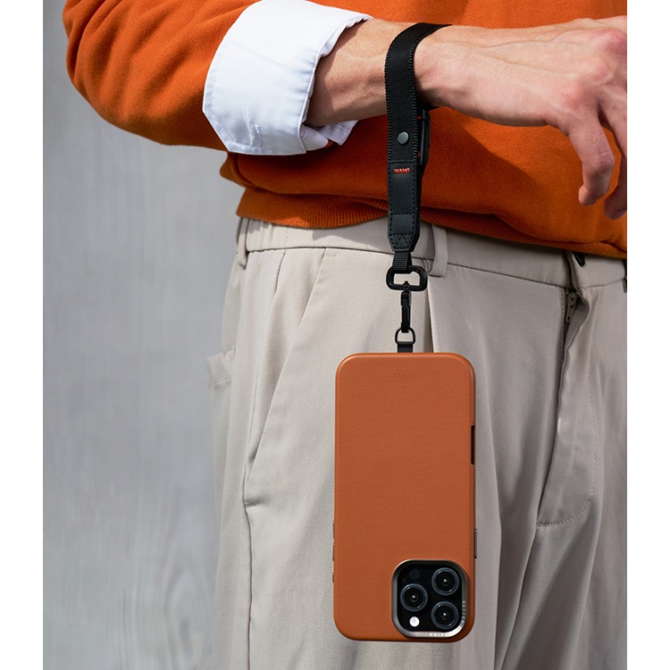 картинка Чехол из искусственной кожи Uniq HYBRID LYDEN (MagSafe) для iPhone 16 Pro MAX Caramel (IP6.9P(2024)-LYDMCML) от магазина КомпьютерЦентр