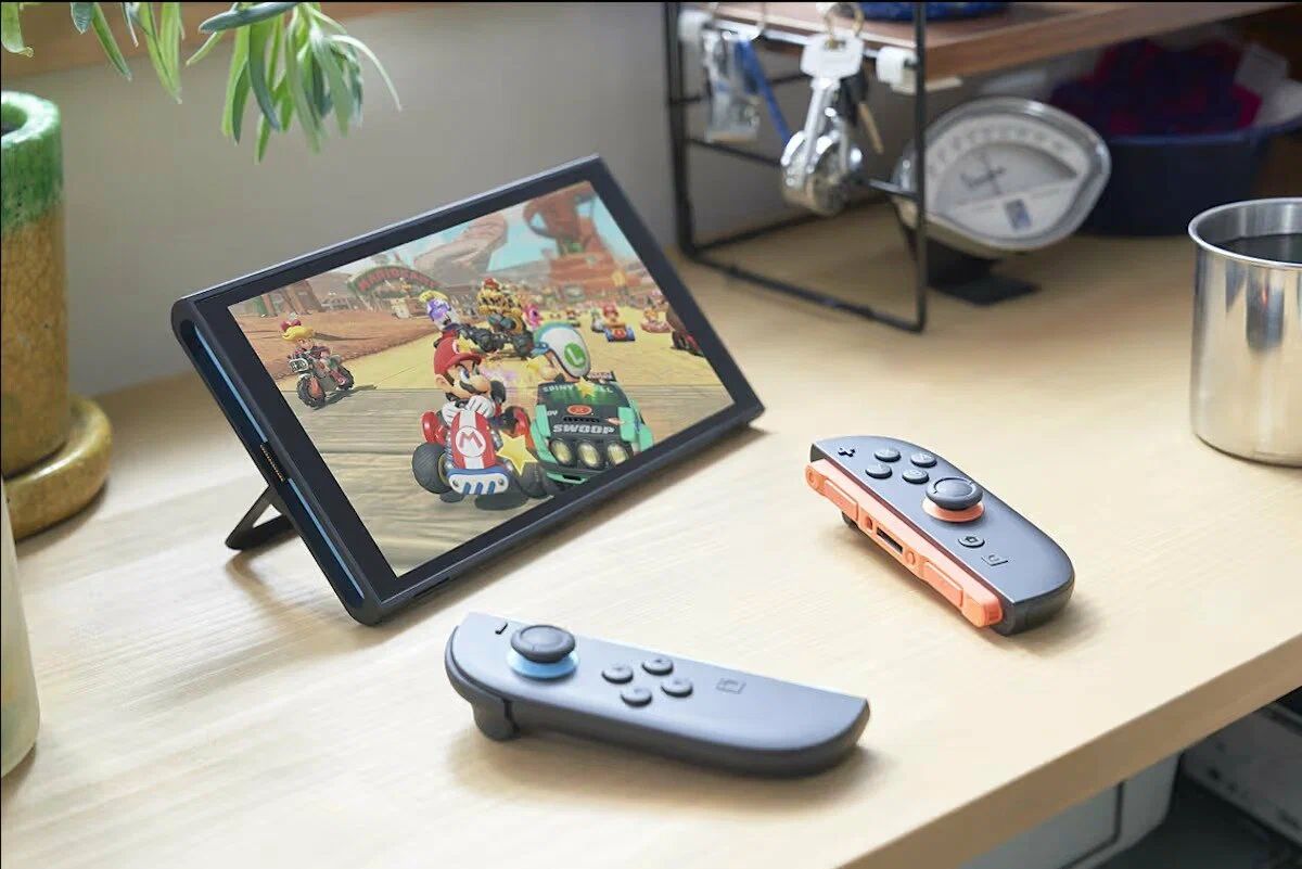 картинка Портативная приставка Nintendo Switch 2 Black от магазина КомпьютерЦентр